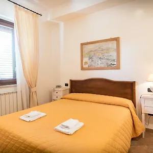 al-pian-dassisi.hotels-perugia.com/