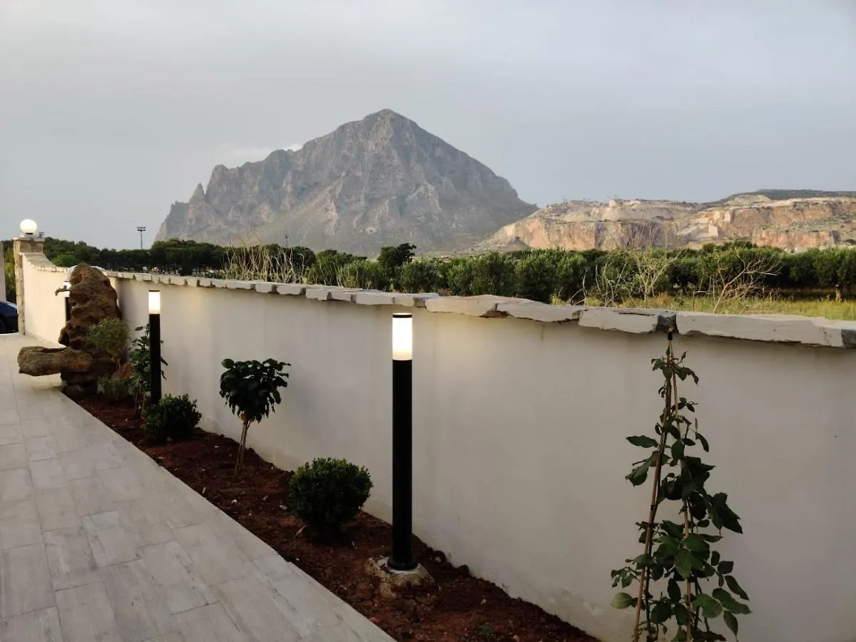 Dove Sorge Il Sole Bed & Breakfast Custonaci Italy