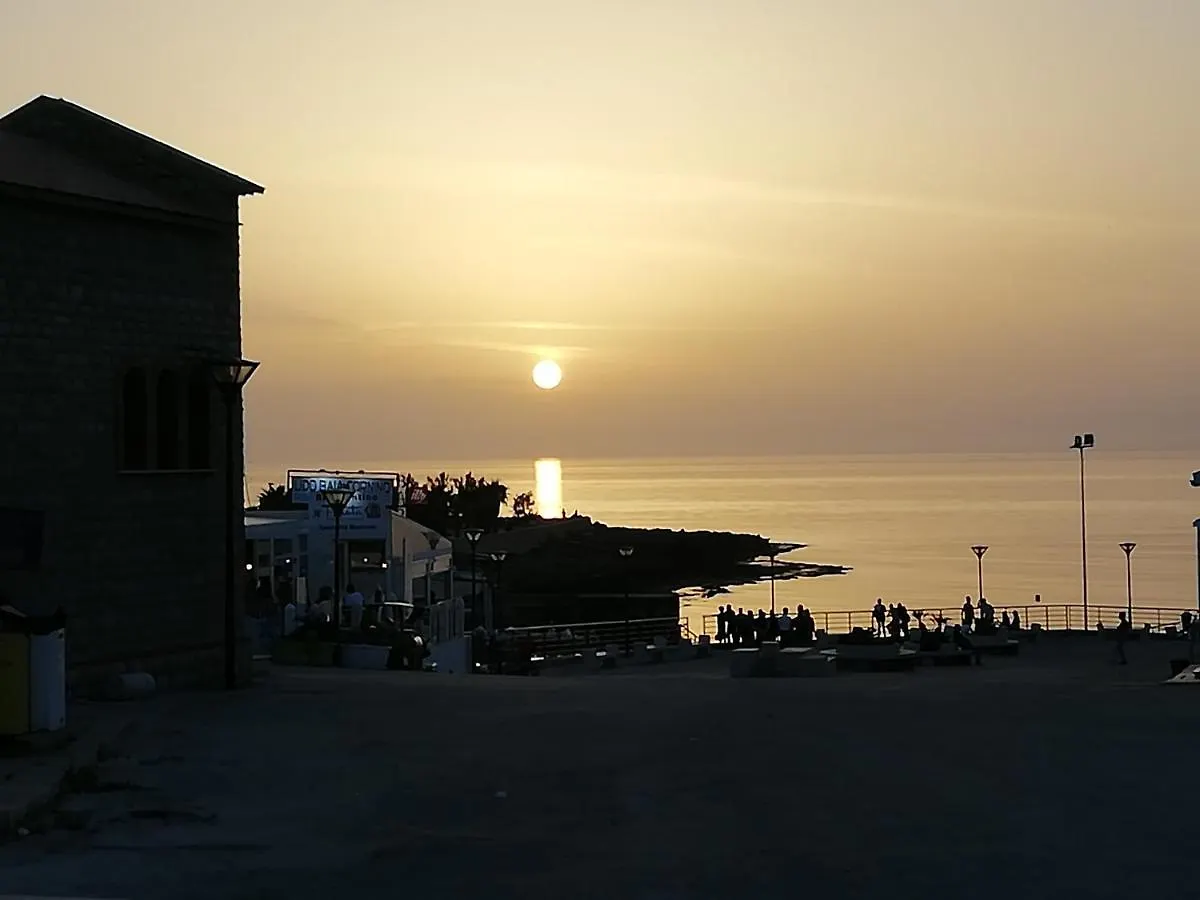 Dove Sorge Il Sole Bed & Breakfast Custonaci 0*,  Italy